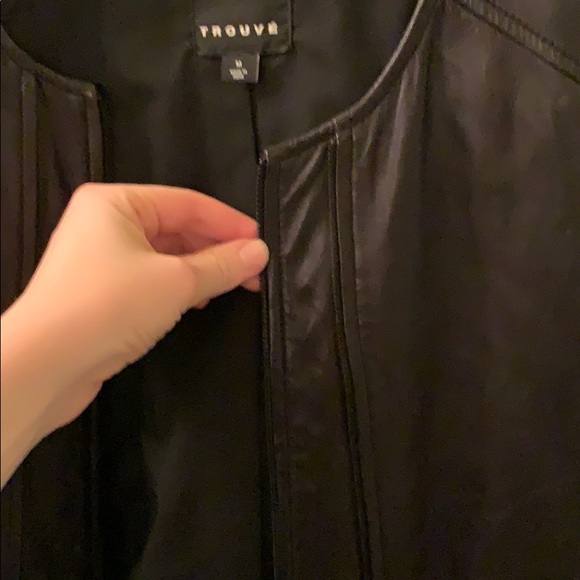 Women’s Leather Jacket - Picture 3 of 5
